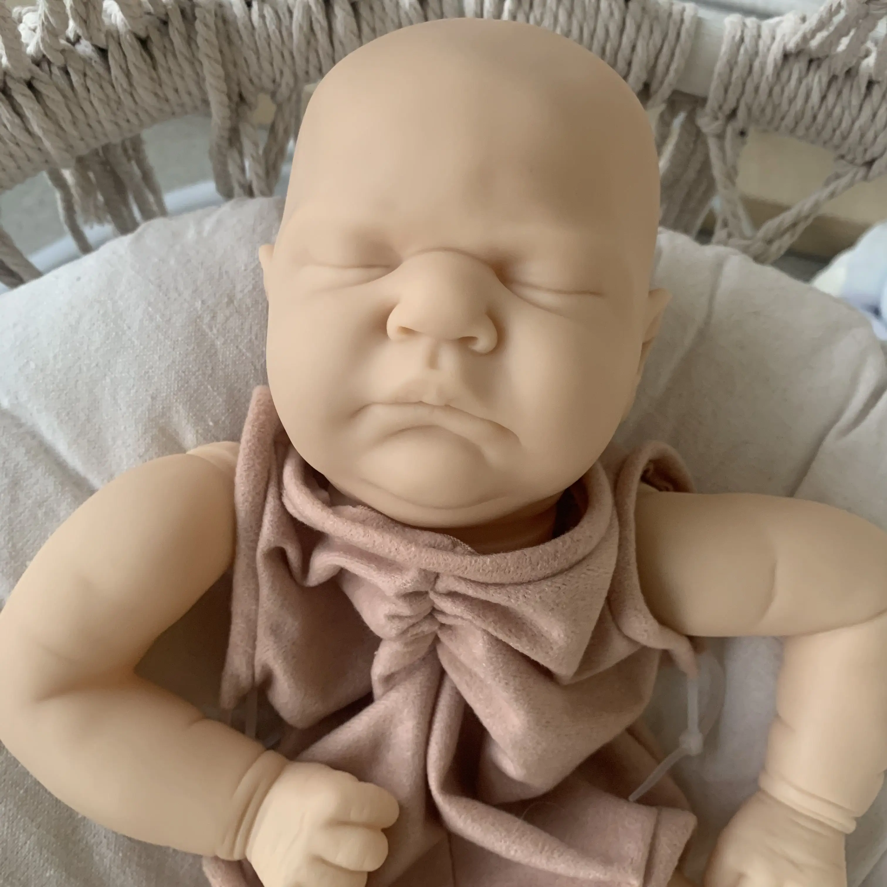 18Inch Reborn Doll Kit Romilly Limited Edition Lifelike Soft Touch Unfinished Doll Kit 