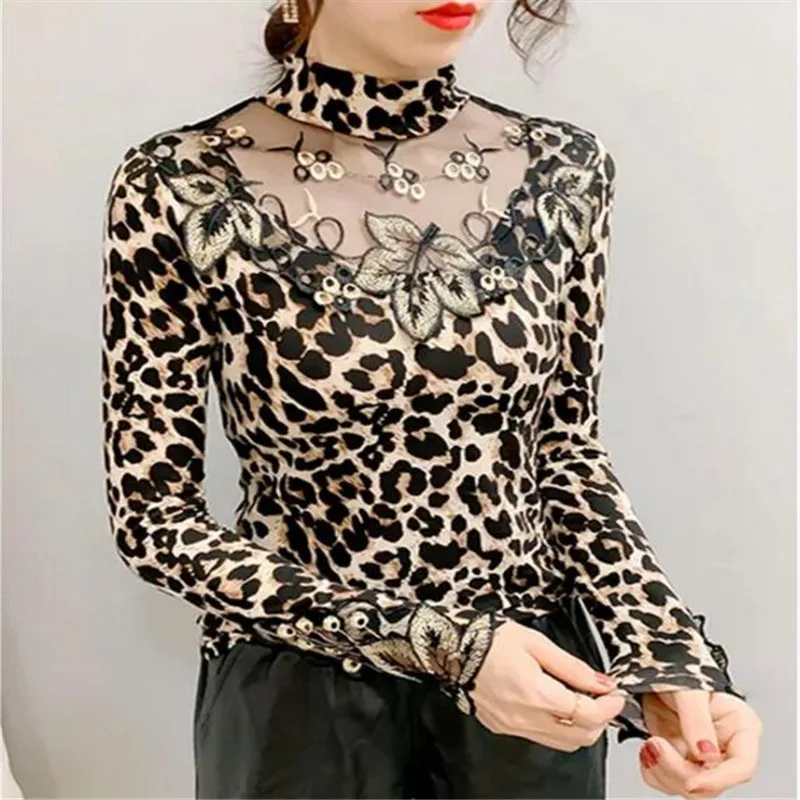 Women's Leopard print bottoming Shirts plus velvet ladies blouses long-sleeved lace embroidery blouse for women soft tops 2020 - Image 2