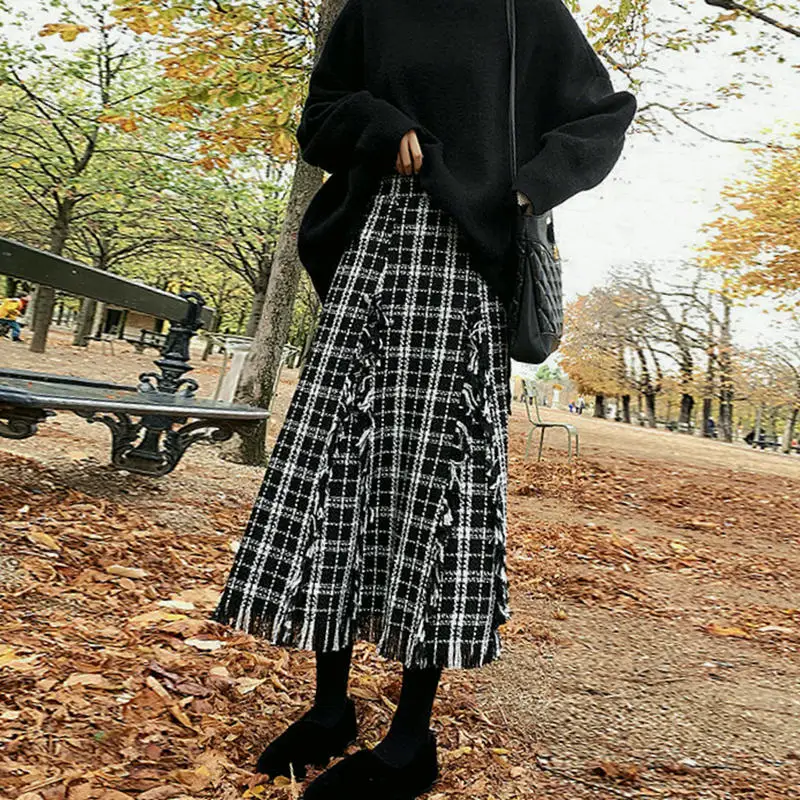 

Autumn Long Plaid Wool Skirt Women 2019 Winter Tassel Checked Skirts Female Elegant Runway Skirt Maxi Jupe Faldas Largas Mujer
