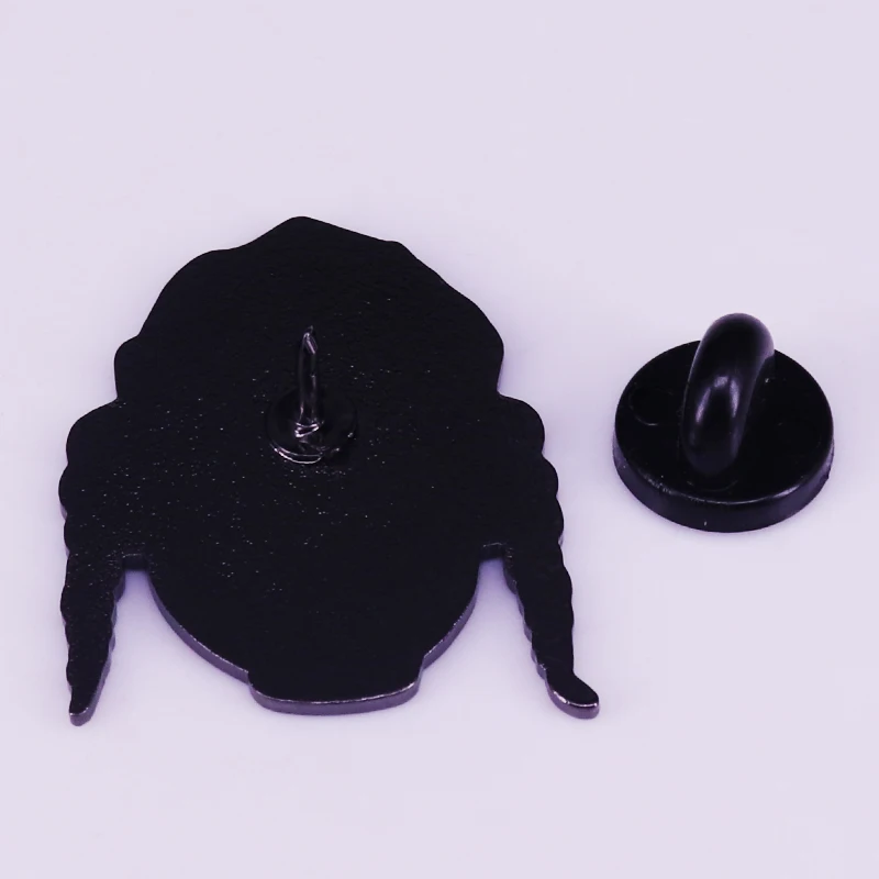 This DOGG lapel pin will remind us of the most critically acclaimed albums from Snoop's illustrious career!