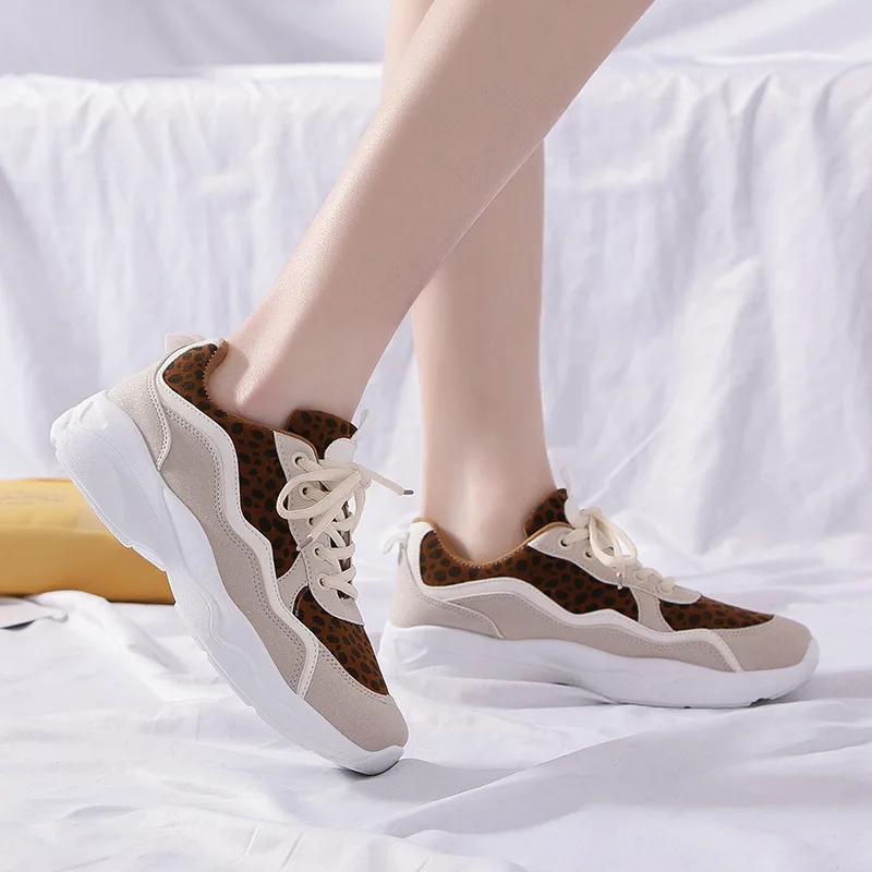 

Autumn lightweight sports shoes female European and American style color matching leopard running shoes large size sneaker ZQ-94
