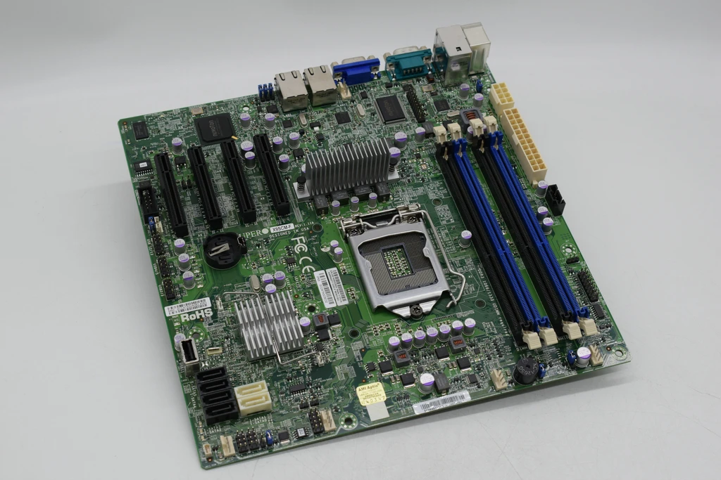 Для односерверной платы Supermicro X9SCM-F LGA1155