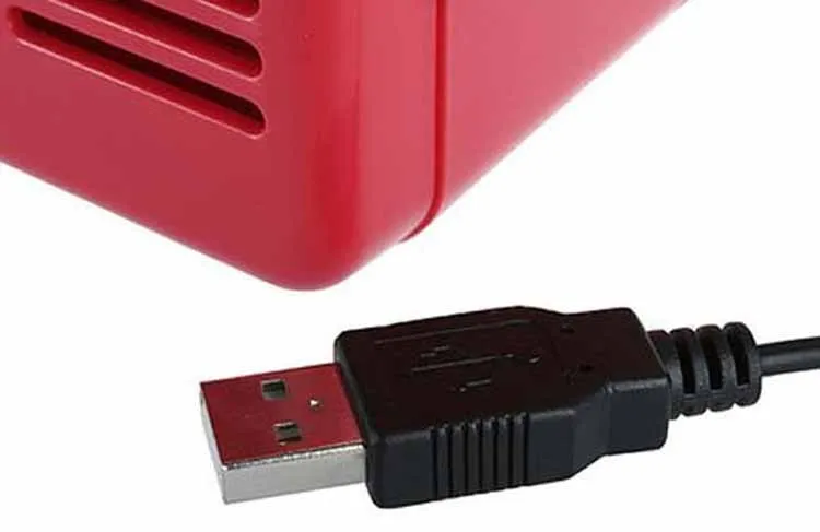 Портативный мини-холодильник USB Холодильник для напитков, банок для напитков, охладитель и подогреватель для дома, офиса, автомобиля