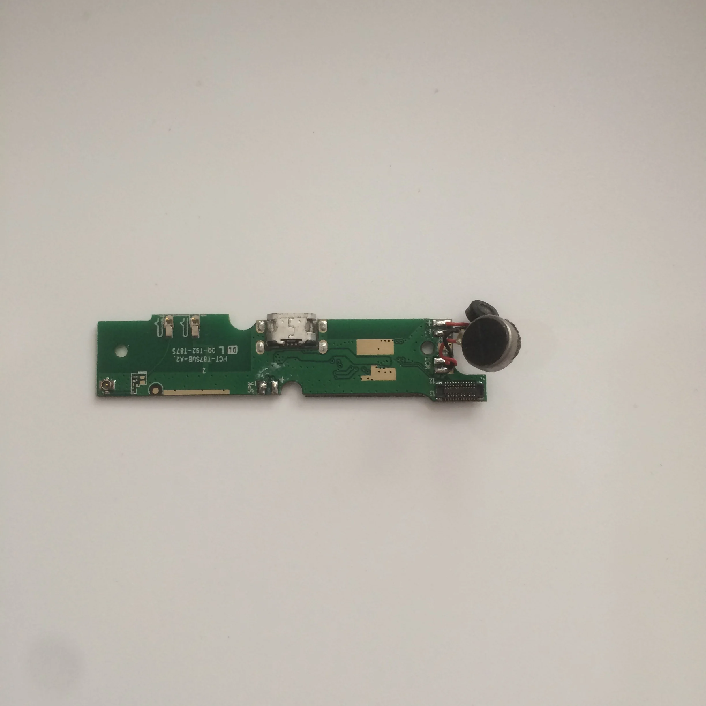 Б/у зарядная плата с разъемом USB+ вибромотор для OUKITEL K6000 MTK6735 64 бит четырехъядерный 5,5 дюйма 1280x720 - Цвет: Зеленый