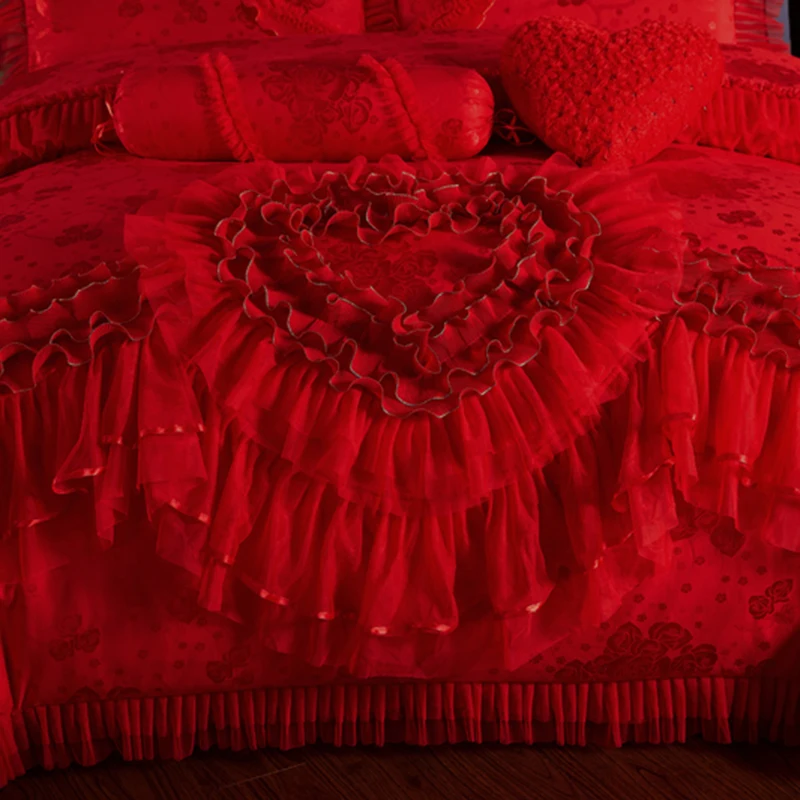 Red Jacquard Satin Bedding Set Luxury Heart-shaped Lace Princess Wedding Duvet Cover Cotton Bed Sheet Bedspread Pillowcases