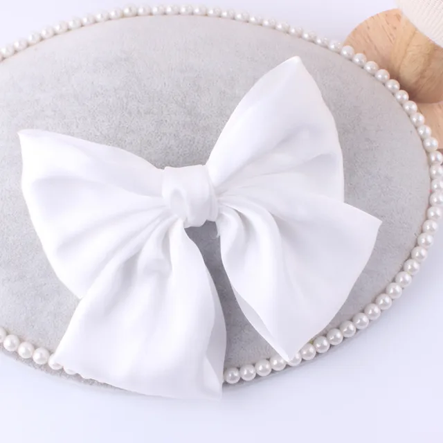 Fashion Ribbon Hairgrips Big Large Bow Hairpin For Women Girls Satin Trendy Ladies Hair Clip New Cute Barrette Hair Accessories white