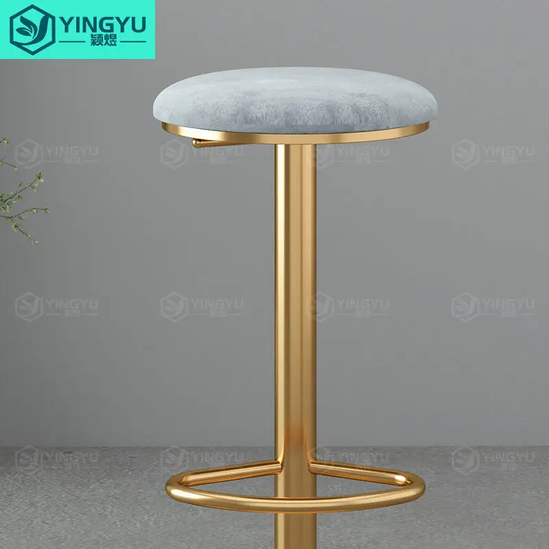 Рисунок 4 - Современный минималистичный барный стул