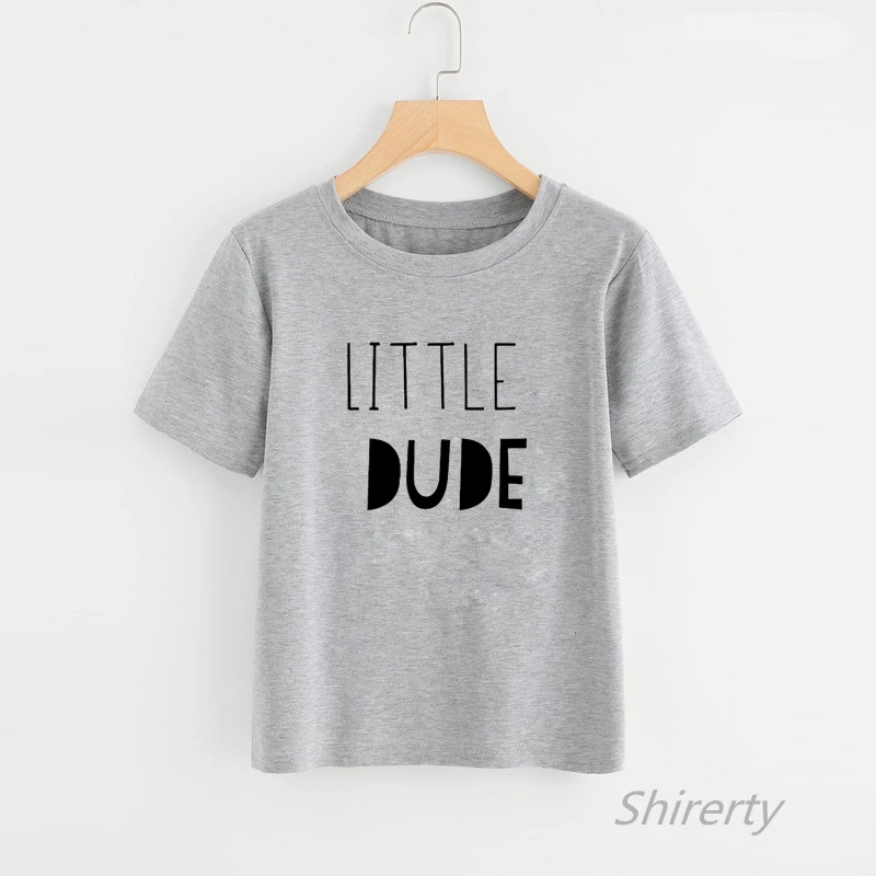 Одинаковые комплекты для семьи «большой человек и маленький человек» хлопковая летняя футболка с надписью «Brother Sister» футболка для маленьких мальчиков летние детские футболки - Цвет: Little Dude-Grey