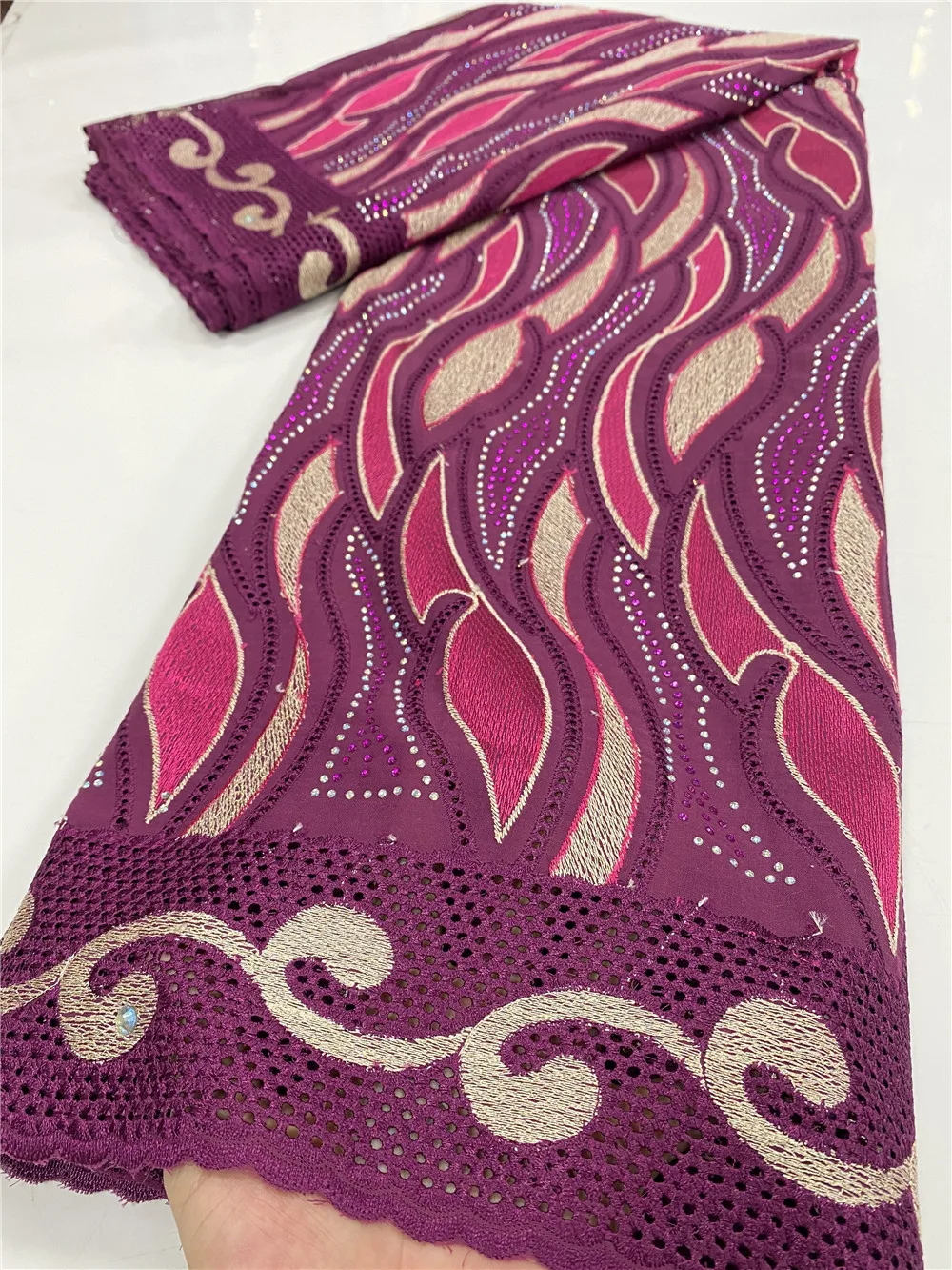 

Latest African Cotton Lace Fabric 2020 High Quality Dry Lace Swiss Voile Lace In Switzerland For Wedding Party Sewing YA3551B-1