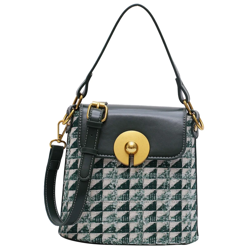 

Contrast Popular Female Bag New 2019 Korean Version of The Fashion Woolen Shoulder Bag Messenger Bucket Bag gg