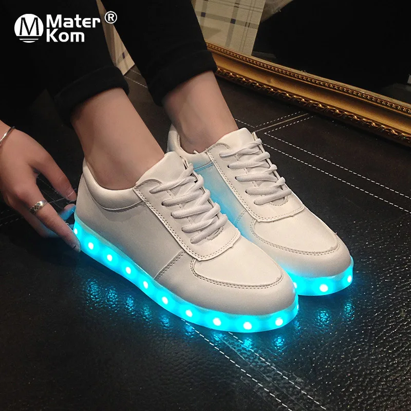 Kids Girls Boys Trainers Flashing LED Luminous Lights USB Charger Size 