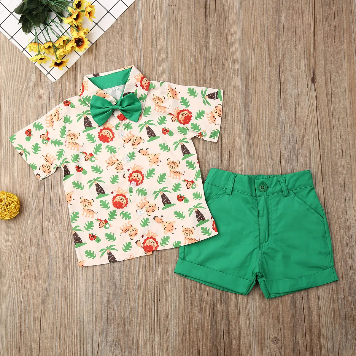 Коллекция года, брендовая одежда для маленьких мальчиков рубашка с бабочкой и изображением Льва Топ и шортики летняя форма для мальчиков, комплект из 2 предметов