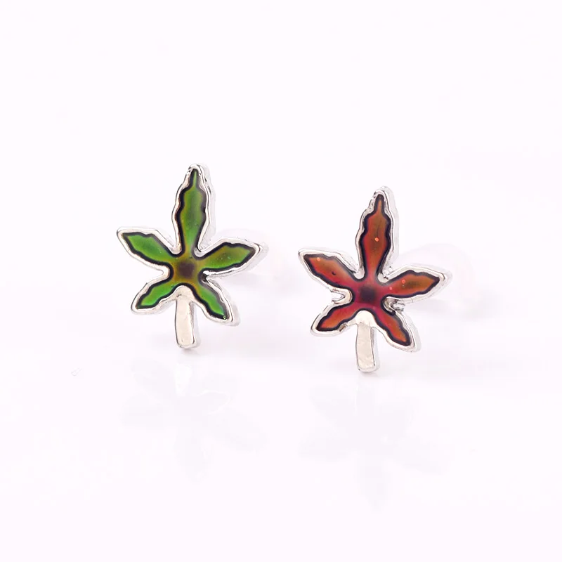 

New Enamel Mood Maple Leaf Stud Jewelry Mood Maple Leaf Earring Temperature Control Color Change Earring Woman Gift