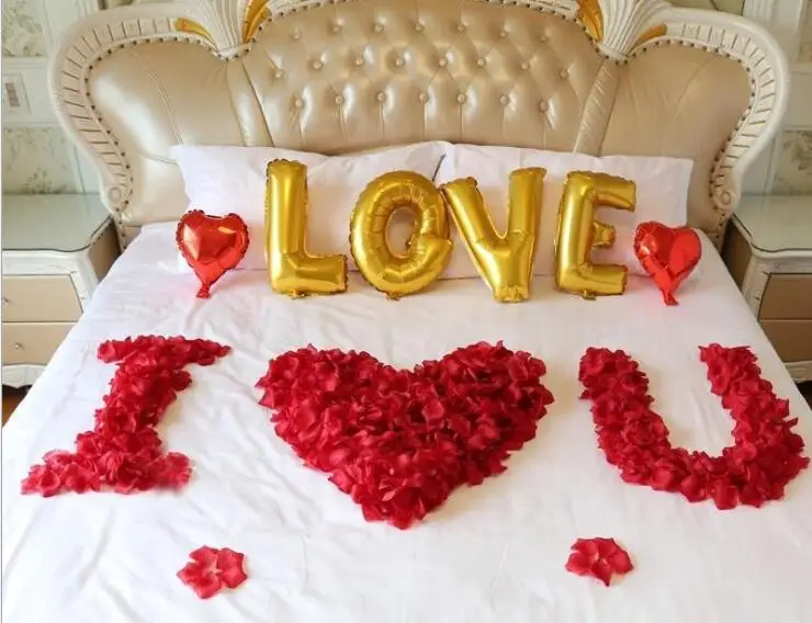 500PCS / Lot Simulation Rose Petals Wedding Decoration Dekoracje Weselne Casamento rozenblaadjes