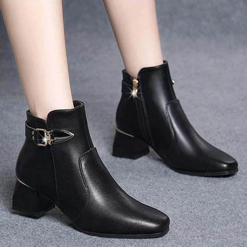 

PU Rubber woman shoes fashionable Med (3cm-5cm) boots women Square heel women shoes 2020 Solid shoes woman boots