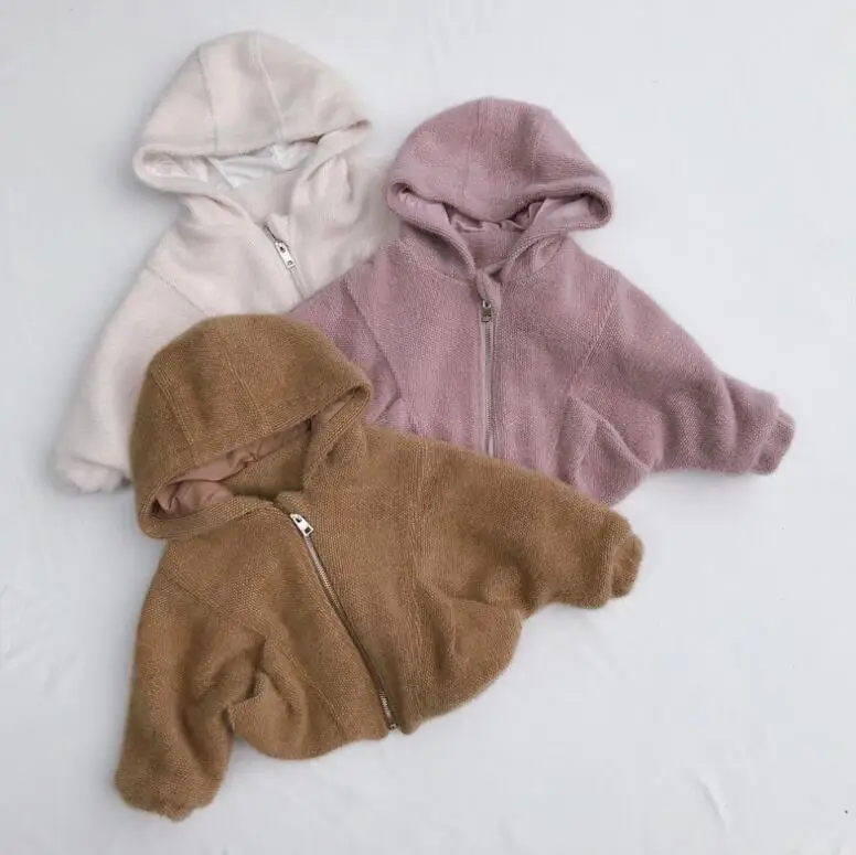 

2019 new wholesale girls hooded coat thicken winter full sleeve girls jacket 1-7t HH215