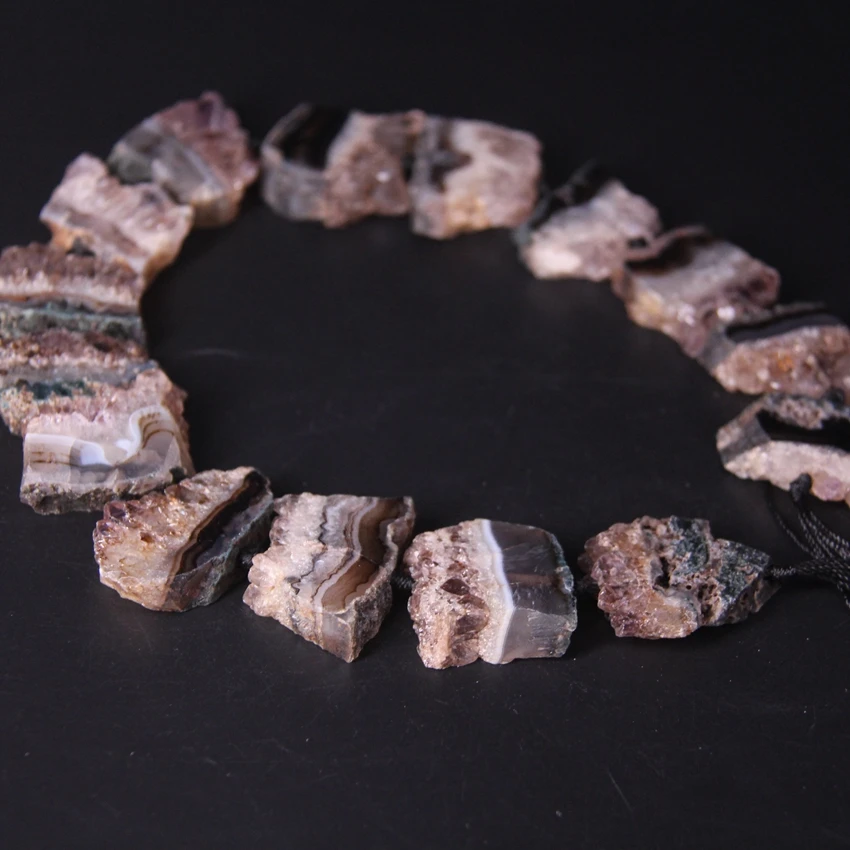 15.5"/strand Dark Color Raw Amethysts Geode Druzy Slab Nugget Beads,Purple Crystal Quartz Drusy Slice Pendant for Jewelry Making
