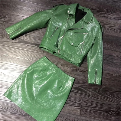 Set green Женская куртка из натуральной кожи ярких цветов; куртка из натуральной овчины; сезон весна; Новинка; Модный комплект из лакированной кожи с юбкой - Цвет: Set green