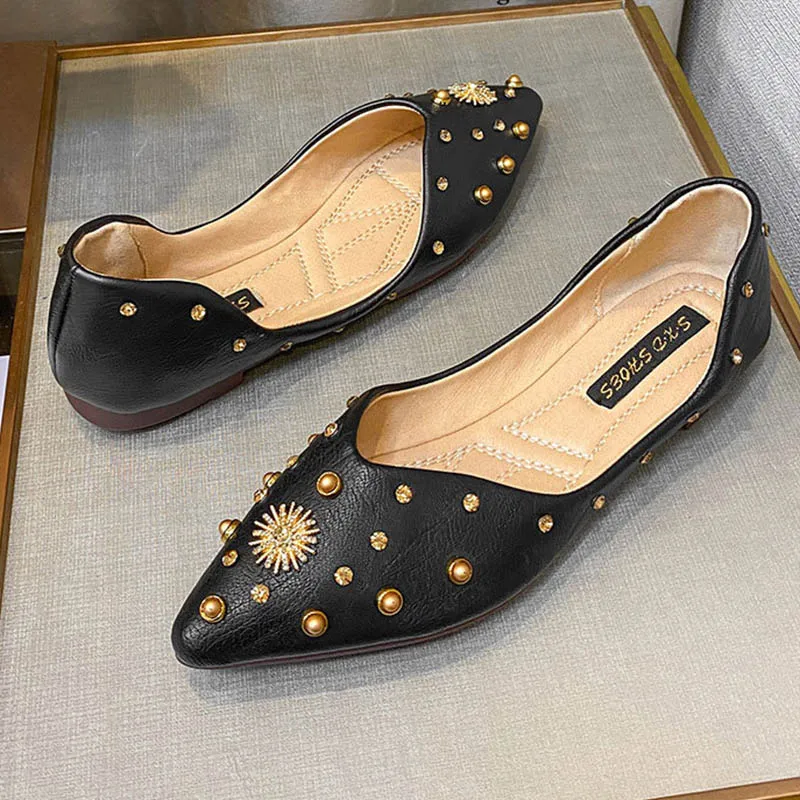 

Woman Crystal Flower Studs Ballet Flats Soft Bottom Ballerina Shoes Women Loafers Pointeed Toe Metal Rivets Moccasins 2020