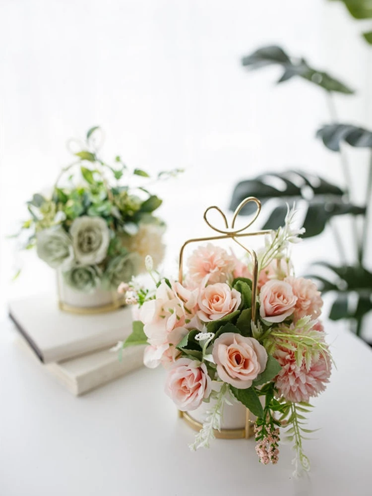 

B-LIFE Artificial Rose Bouquet with Small Ceramics Vase Silk Floral Arrangement Desk Decorations for Women Office Fake Flowers