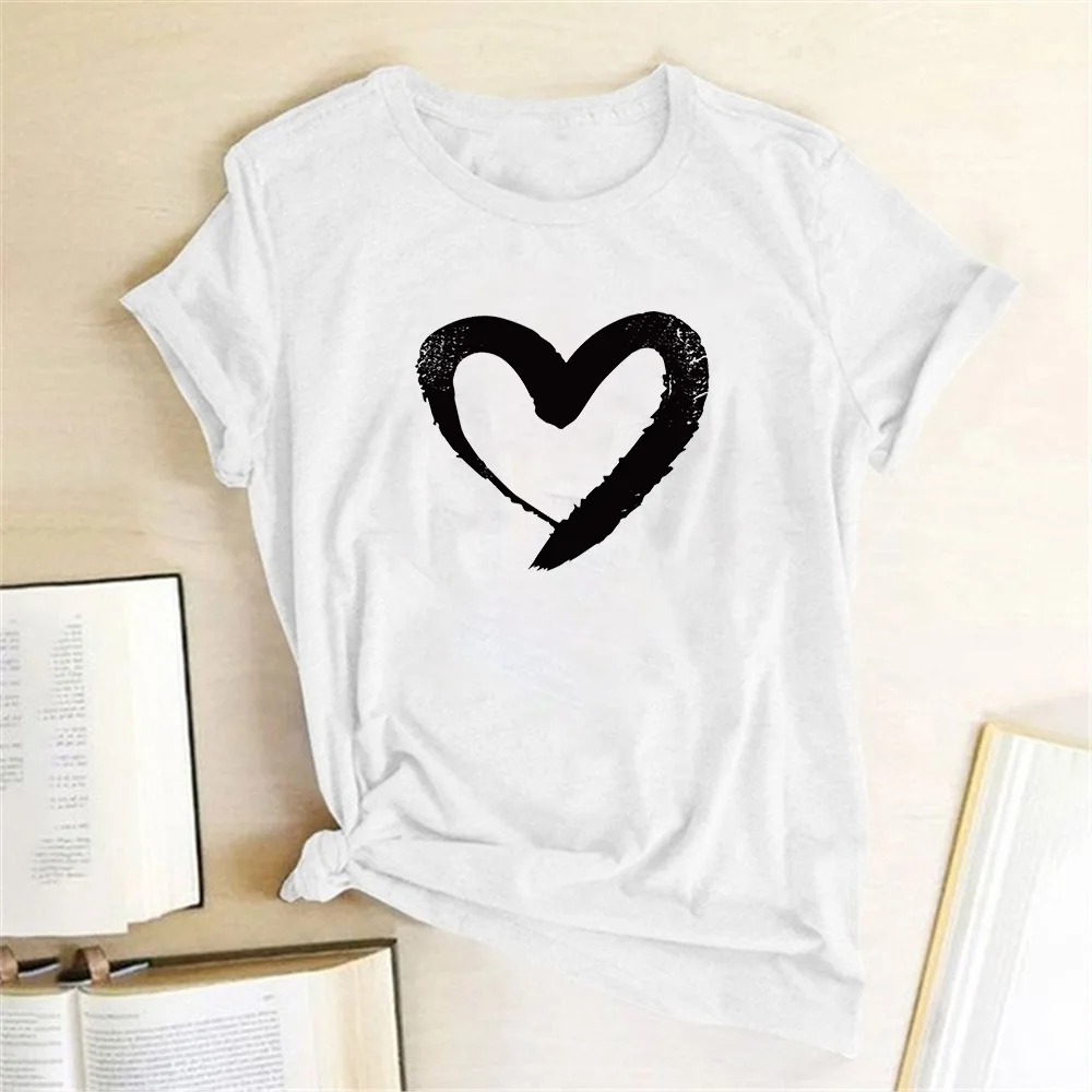 

New Women's T-shirt Big Love Heart Print Top Female T Shirts Summer Short Sleeve Gym Shirt Harajuku Streetwear Ladies Clothes