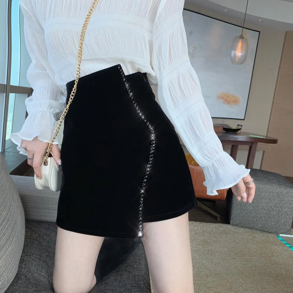 Ins CHIC Europe French Irregular Velvet Hand Bead Rhinestone Woman Velour Mini Skirt High Waist Bodycon Lady Bottom Black Winter
