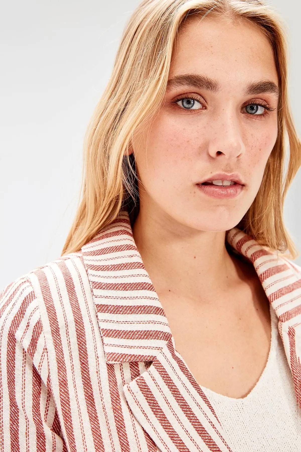 New Trendyol Red Striped Jacket TWOAW20CE0062