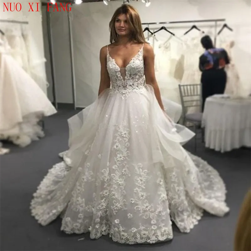 

Sexy V-neck Spaghetti Straps Wedding Dress 2020 Lace Applique A-line vestido de noiva Floor Length Beaded Layered Bridal Gowns
