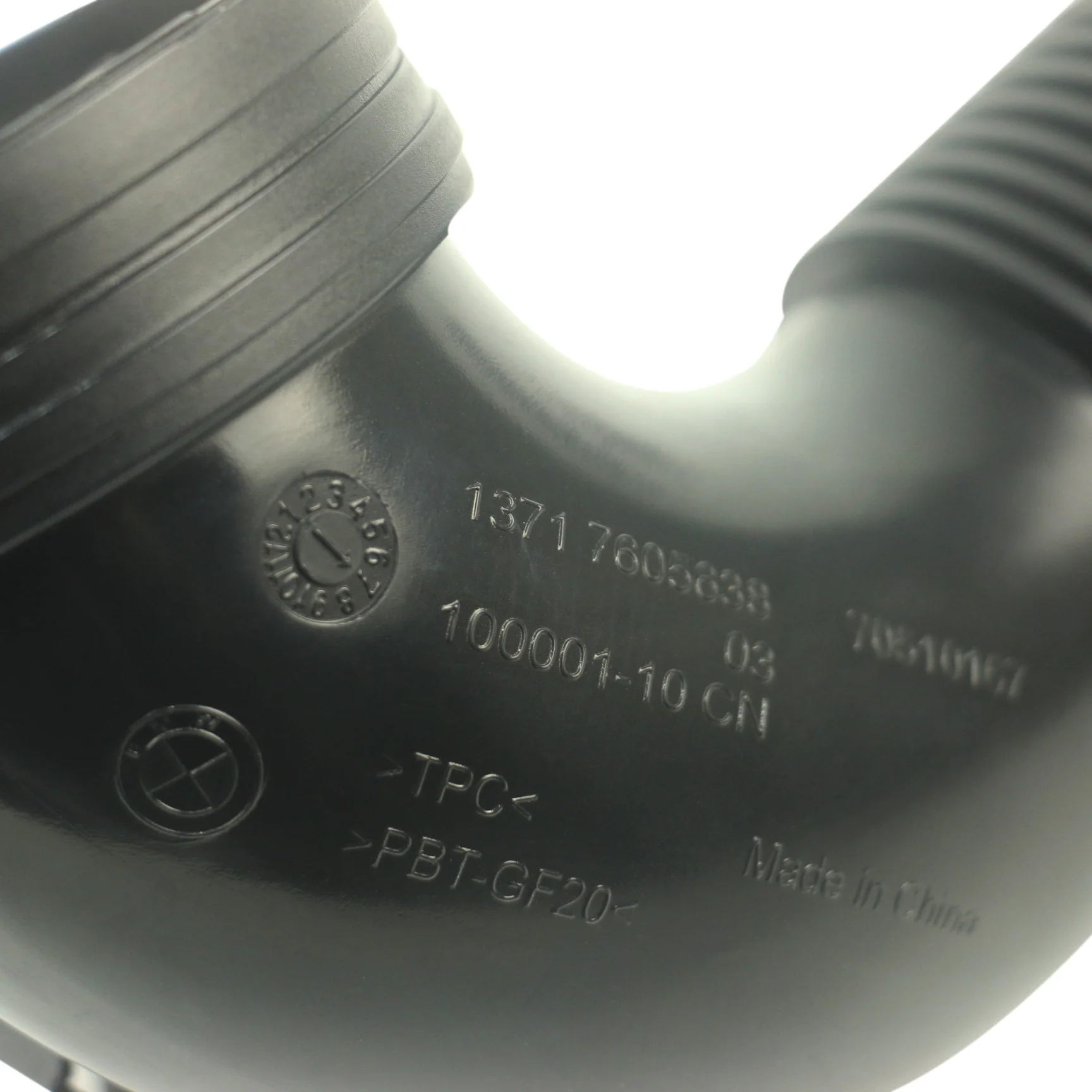 1 шт. OEM 13717605638 высокое качество турбонагнетатель впускной шланг для BMW X1/X3/X4/X5/X6/1'/2'/3'/4'/5'/Z4 турбонаддувная впускная труба