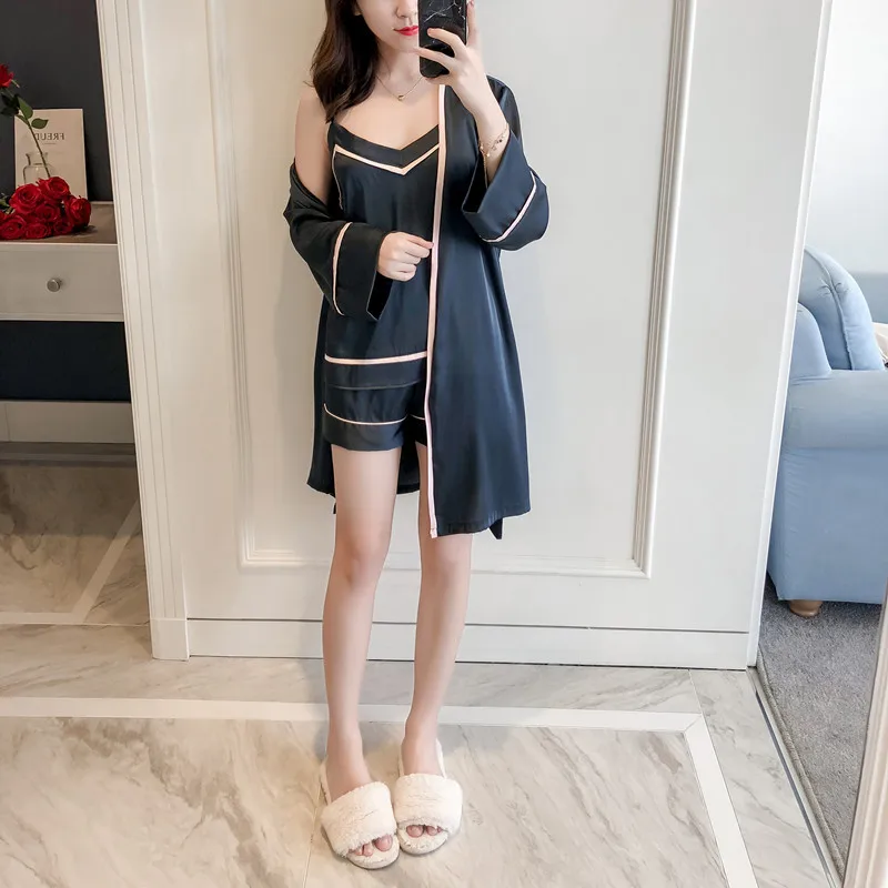 

Spring and Autumn New Ladies Pajamas Imitation Silk Small Fresh Ladies Sling Shorts Nightgown Pajamas Three-piece Home Pavilion