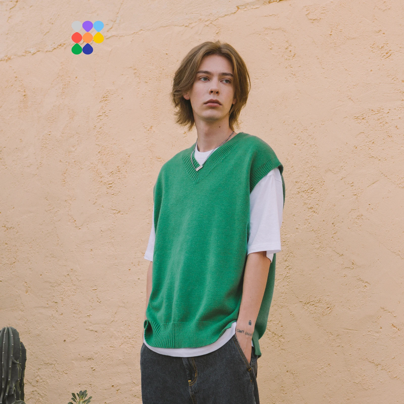

INFLATION V-neck Sweater Vest Men Oversized Knitted Vest Couple Fashion Matching Sleeveless Sweater Unisex Casual Pullovers