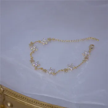 

Korea Fashion New Shiny Crystal Star Gold Chain Bracelet Woman Simple Temperament Zircon Cuff Bracelet Jewelry Accessories Gift