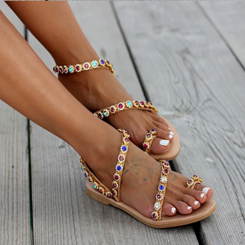 

2020 New Summer Sandals Women Flat Rhinestone Thong Woman Pu Leather Slip On Female Beach Shoes Ladies Fashion Footwear