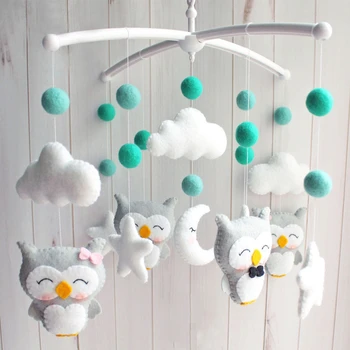 

Baby Mobile Rattles Toys 360 Degree Rotating Bracket Holder Infant Crib Bed Bells with Musical Box for Baby Toys 0-24 Months