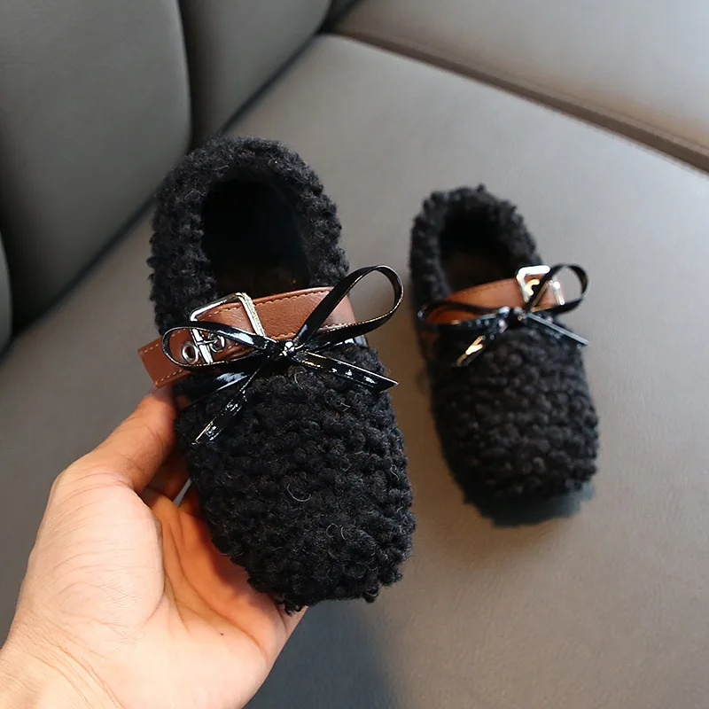 Новинка 2019 зимние детские меховые туфли теплые на плоской подошве для маленьких