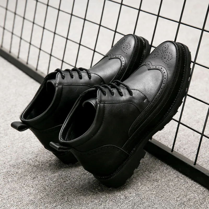 

Xin yi da Men Casual Boots Korean-style Bullock Varved Leather Boot England Boots Men's Boot Model 5718