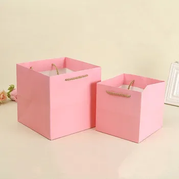 

2018 new creative gift boxes big size paper cases for containing sugars favors event party supplies gift bags with string decor