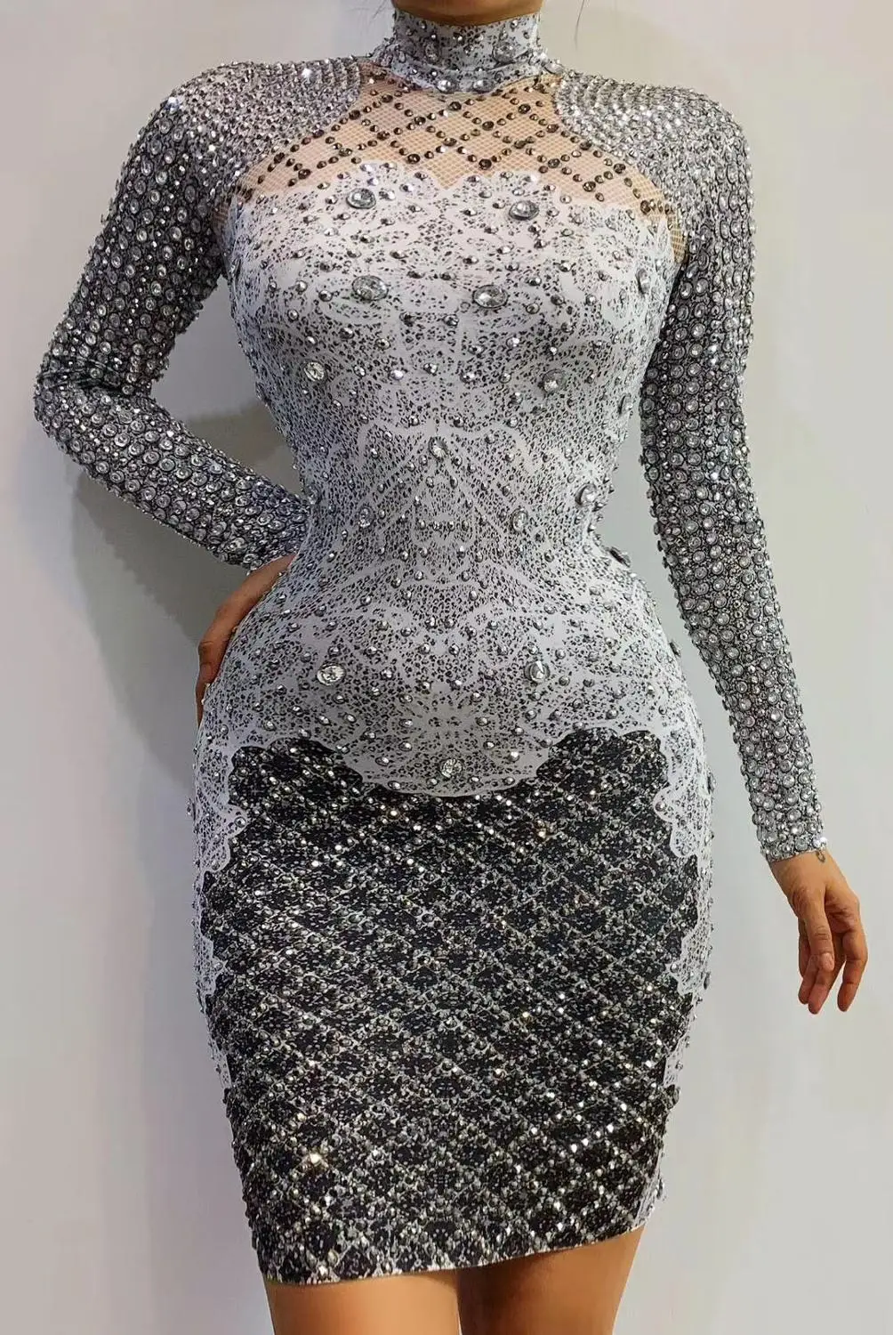 High Quality Silver Crystals Beading Long Sleeve