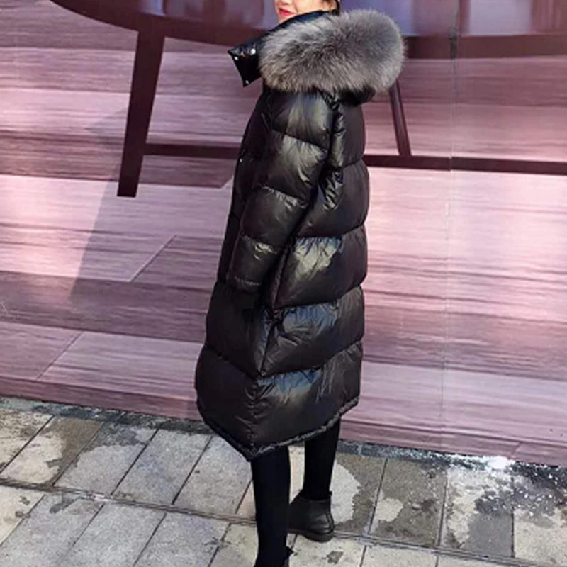 Натуральный мех пальто с натуральным лисьим меховой воротник зимняя куртка Для женщин свободные длинные пальто куртка-пуховик на утином пуху Толстая теплая Парка на пуху
