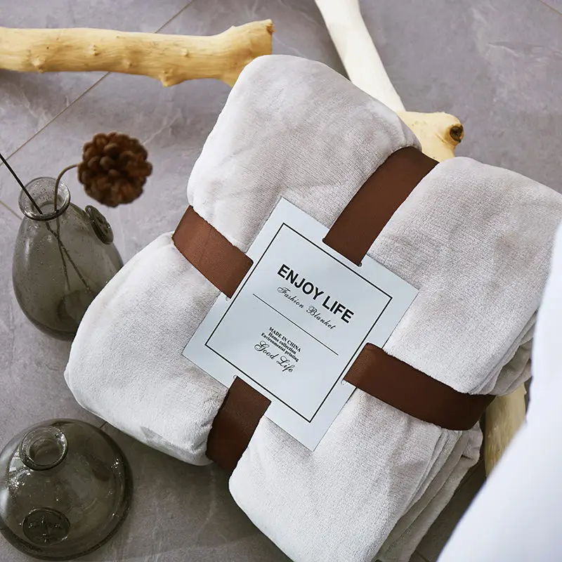

Bonenjoy Thow Blanket for Sofa Thicken Warmer Flannel Blanket for Winter Single Queen King Size Blanket on the Bed