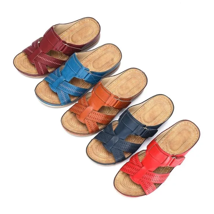 

2019 Summer New Female Sandals Car Line Wear-resistant Anti-slip Large Size Retro Wedge With Thick Bottom Comfortable Sandals