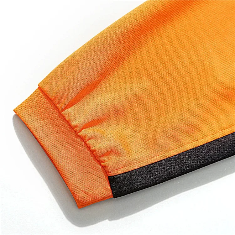 4546960658_1165946217