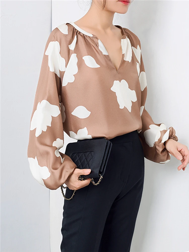 

2020 100% Silk Spring Women's Blouse Printted Long Sleeve Ladies Shirt V-neck Female Loose Shirts And Top Spring Summer
