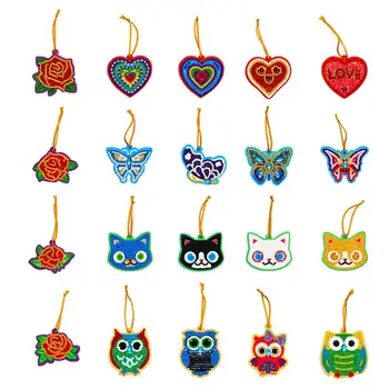 

20pcs DIY Hanging Ornaments Diamond Painting Full Drill Special Shape Greeting Card Christmas Tree Pendants Window Decoration