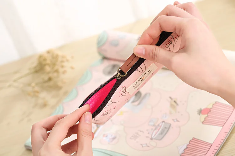 2732868495_1709857819