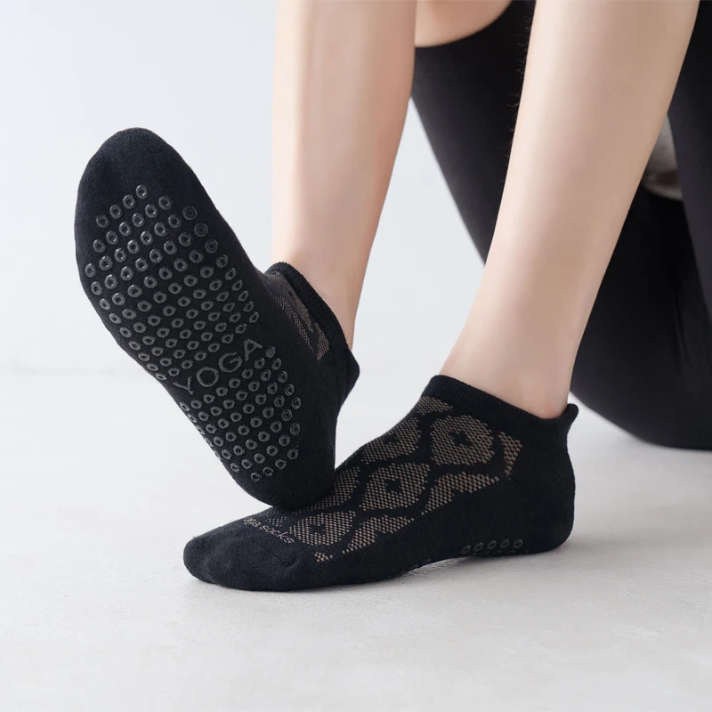 Ladies Professional Yoga Socks Breathable Anti-Slip Pilates Sock Cotton Women Sport Ballet Dance Fitness Sock with Fragrance yoga socks