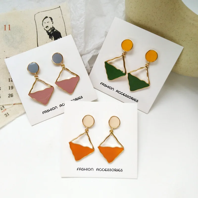 

Elegant Korean Enamel Oil Square Triangle Clip on Earrings Geometric Clip Earrings Without Piercing for Women Lady