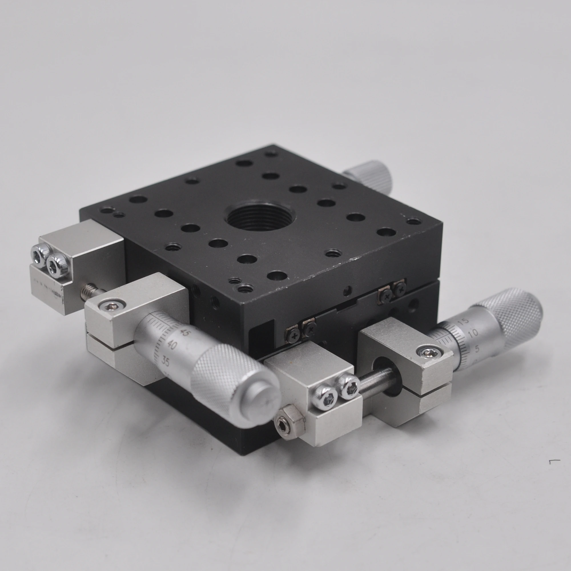 

TAM-602S Sigma XY axis manual high precision displacement table guide rail type optical fine adjustment slide table aluminum