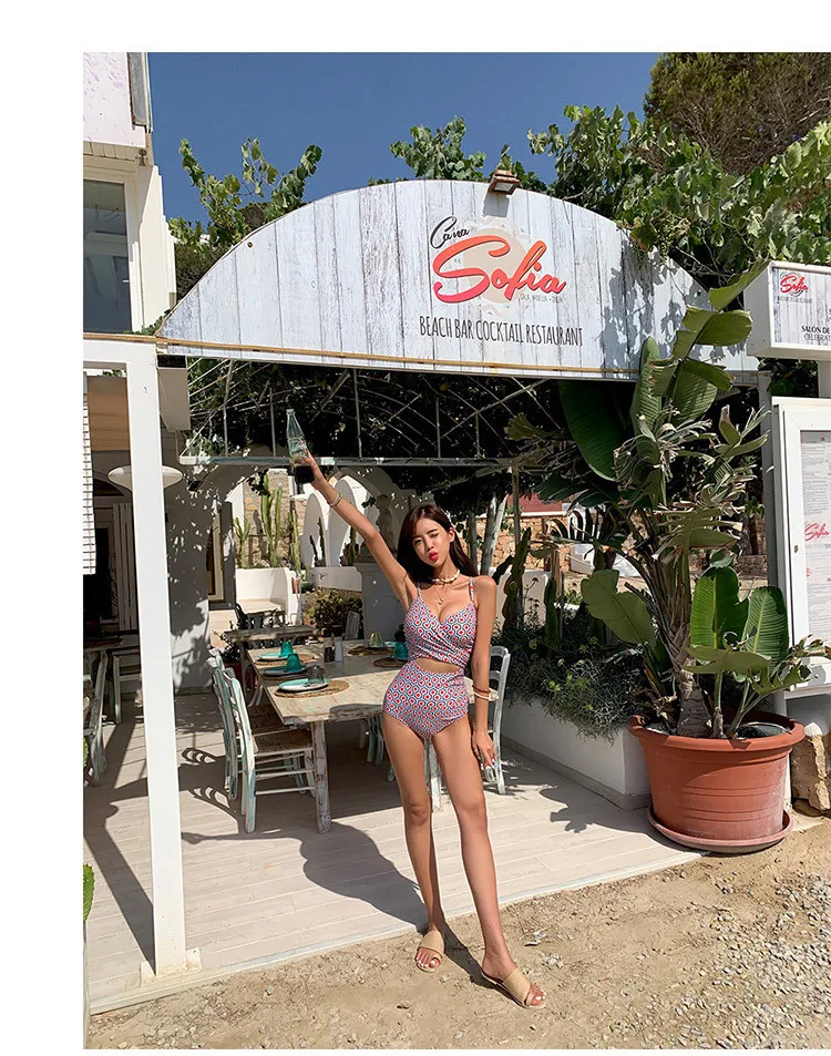 14964632879_1248495520