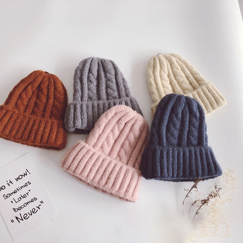 

2019 New Arrival Stylish Winter Warm Women Braided Crochet Wool Knitted Beanie Beret Ski Ball Cap Baggy Solid Hat Skullies
